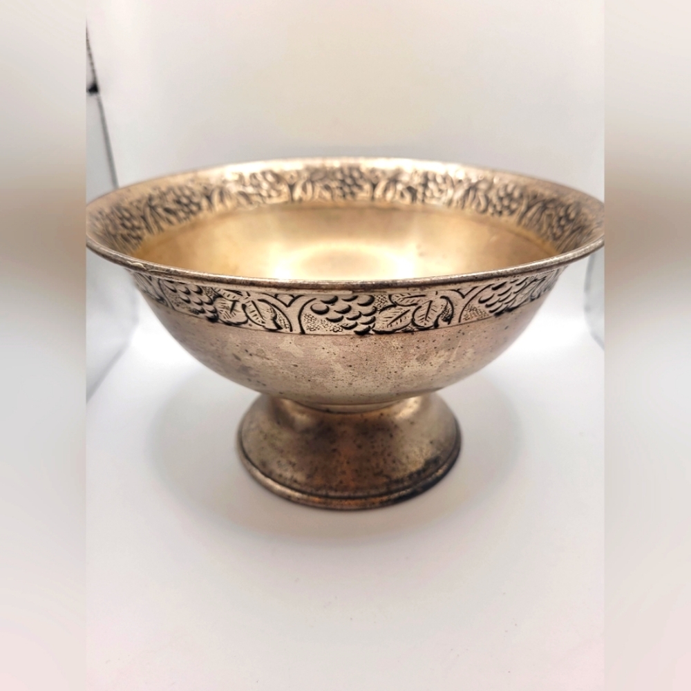 Pottery Barn Distressed Pedestal Bowl Grape & Leaves Motif Pewter Like Finish